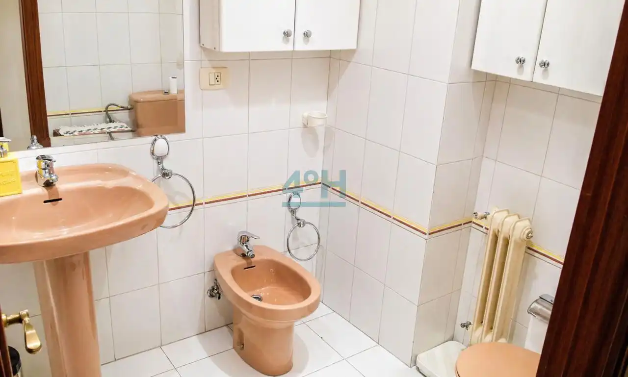 Baño de Piso en venta en Ourense Capital  con Calefacción, Parquet y Trastero