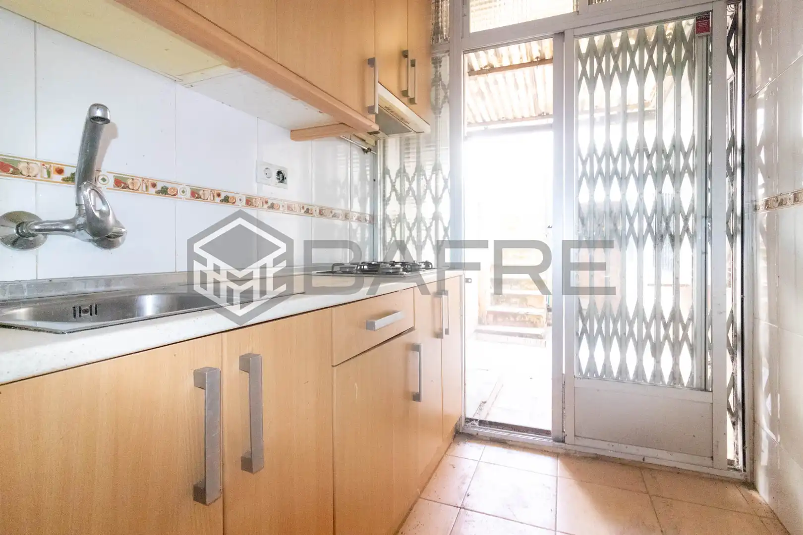Kitchen of Flat for sale in Madrid