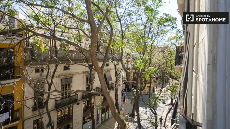 Vista exterior de Piso de alquiler en Valencia con Aire acondicionado, Calefacción y Amueblado