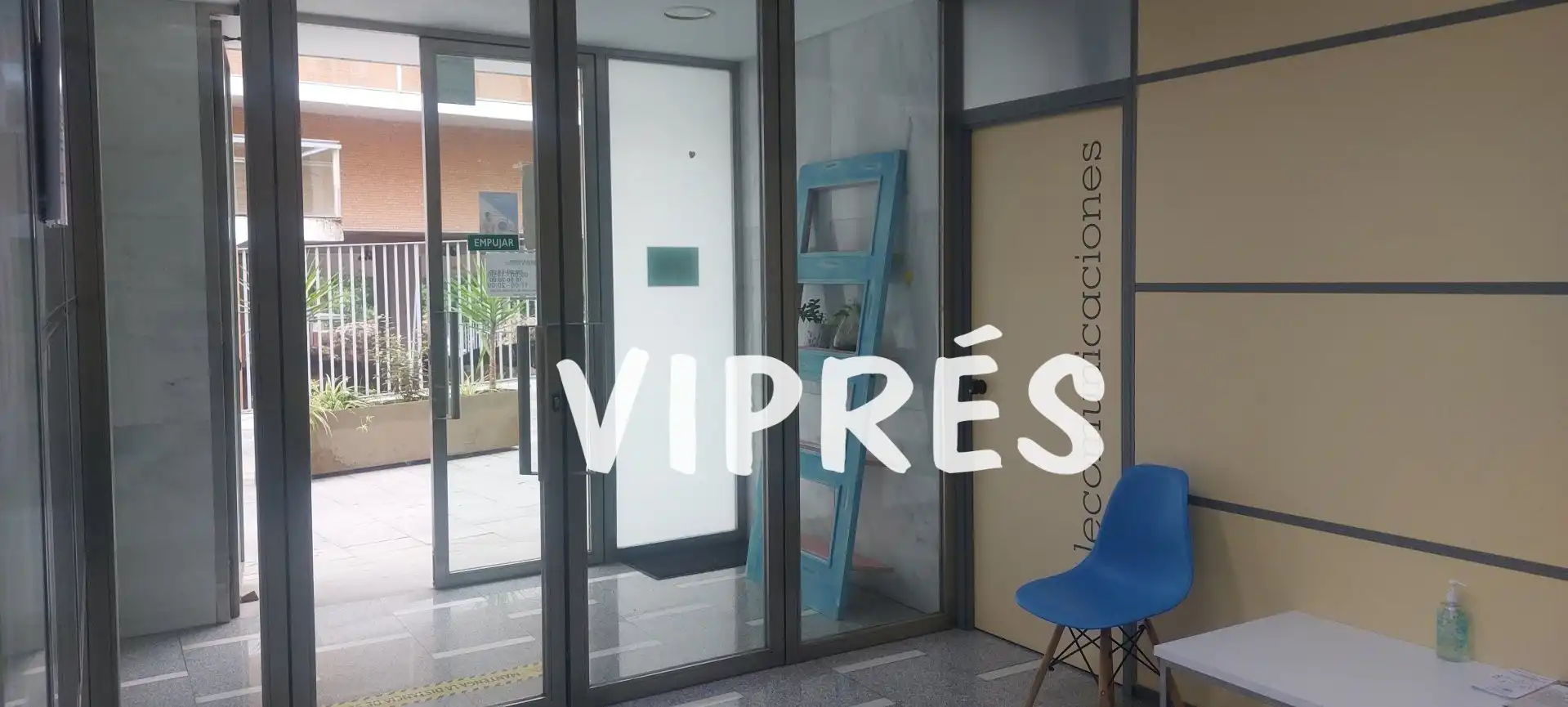 Office for sale in Mérida  with Air Conditioner