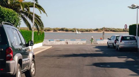 Foto 3 de Piso en venta en Avenida Playas de Cartaya, 36, El Rompido, Huelva