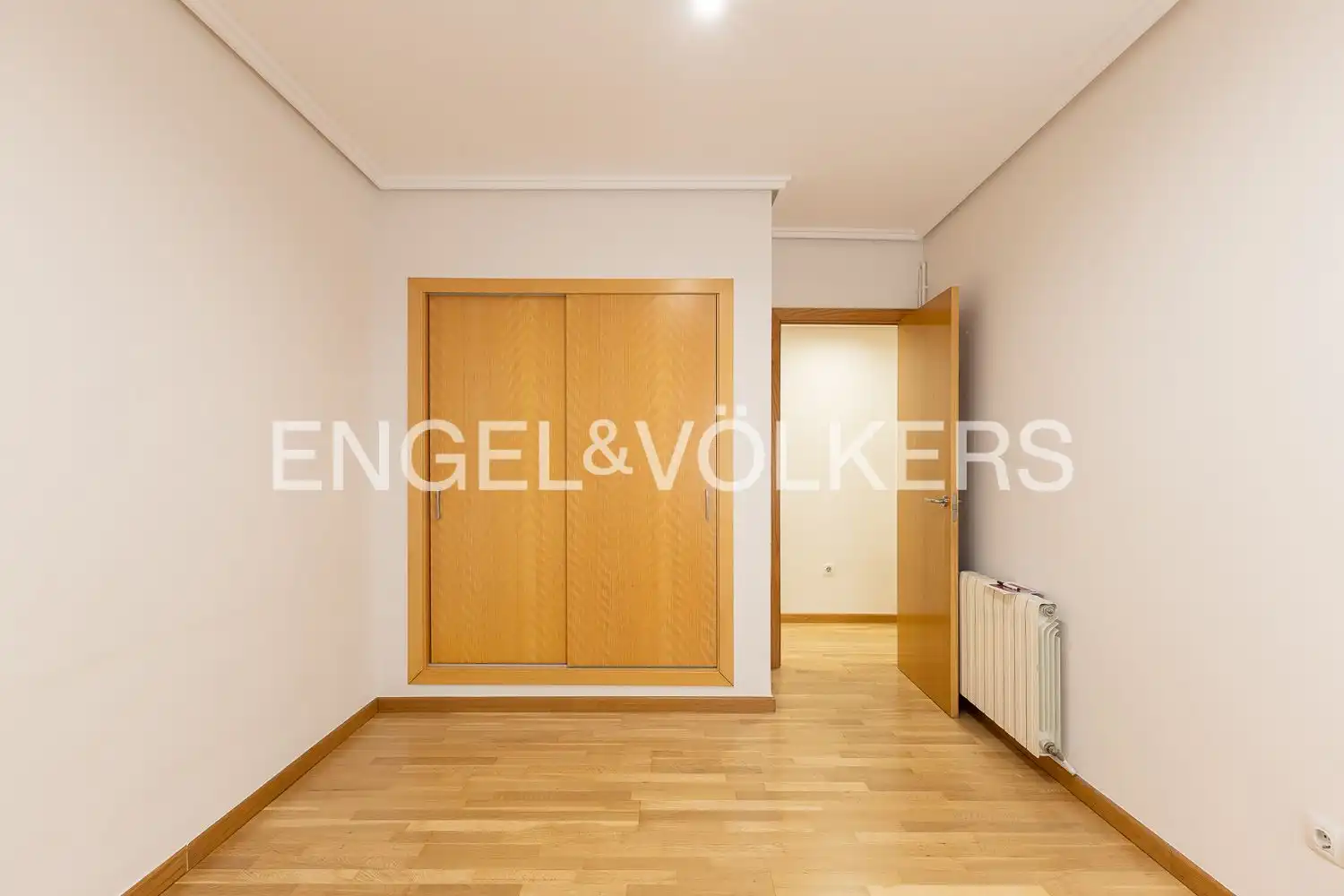 Piso en venta en Valencia con Aire acondicionado, Calefacción y Balcón