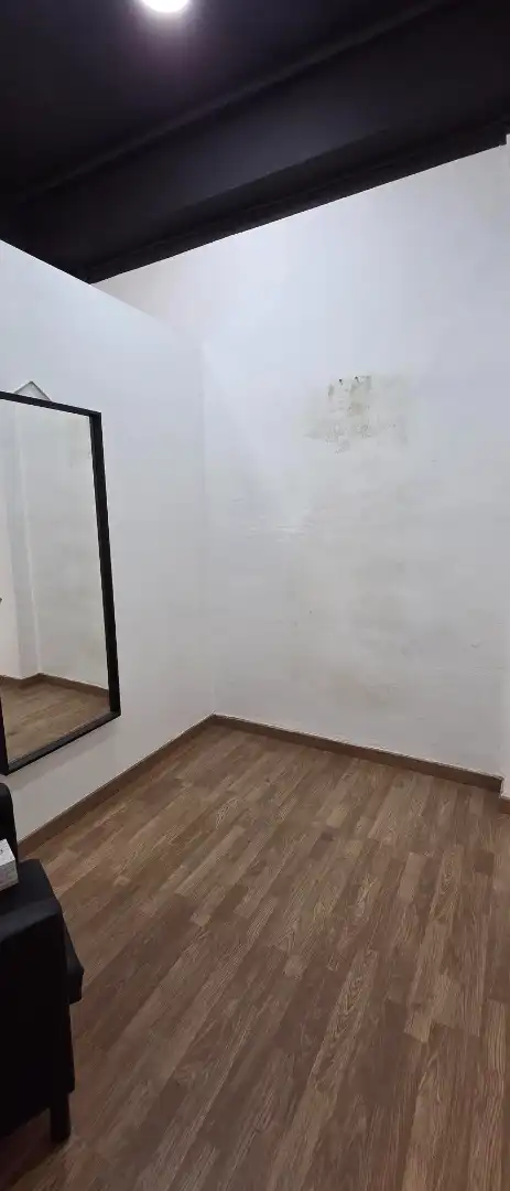 Local en venta en Valencia con Aire acondicionado
