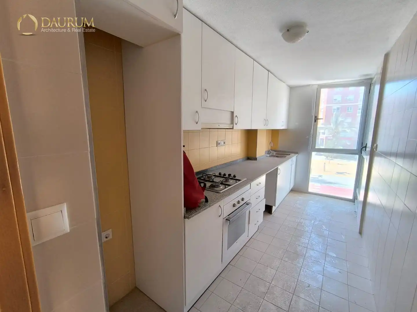 Küche von Wohnung zum Verkauf in Alicante / Alacant mit Terrasse und Abstellraum