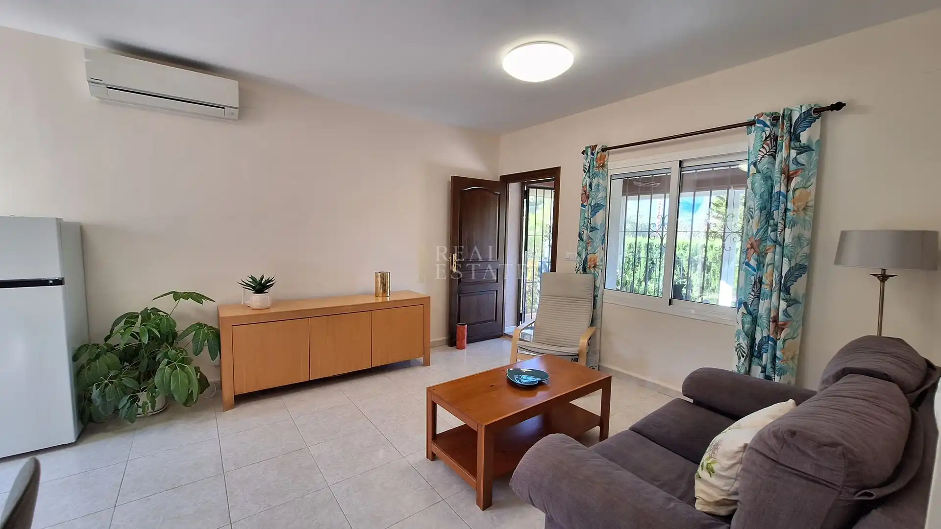 Casa con piscina in vendita a Urbinisation Puerta Del Valle, imagen 8