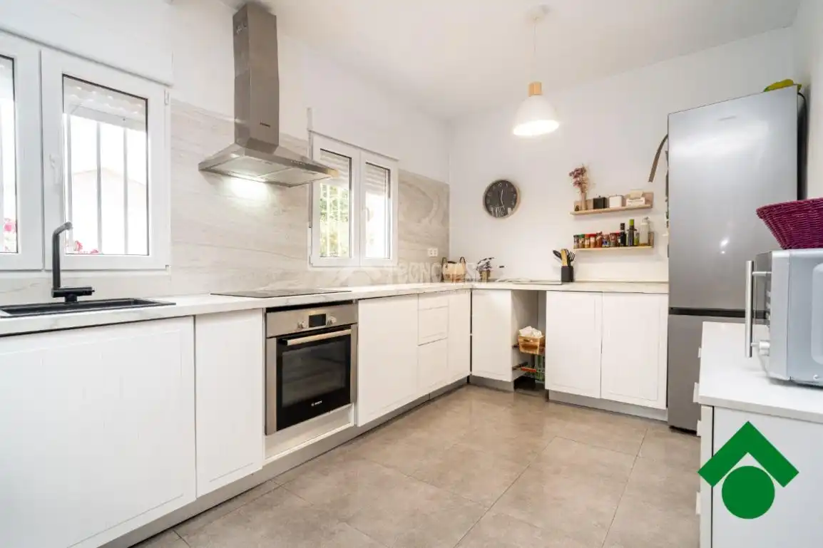 Maison avec terrasse à vendre à Ambroz, imagen 24