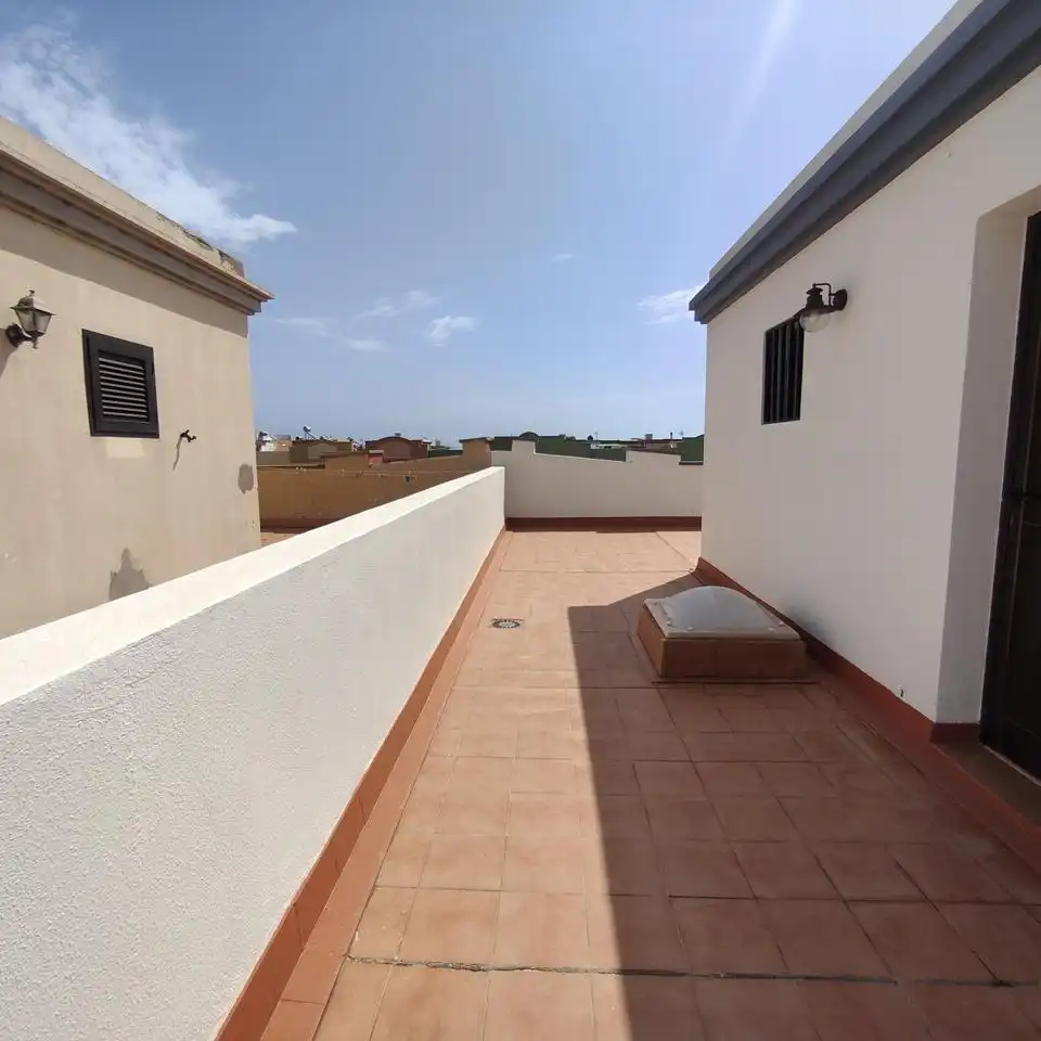 Terraza de Dúplex de alquiler en Agüimes con Terraza, Trastero y Amueblado