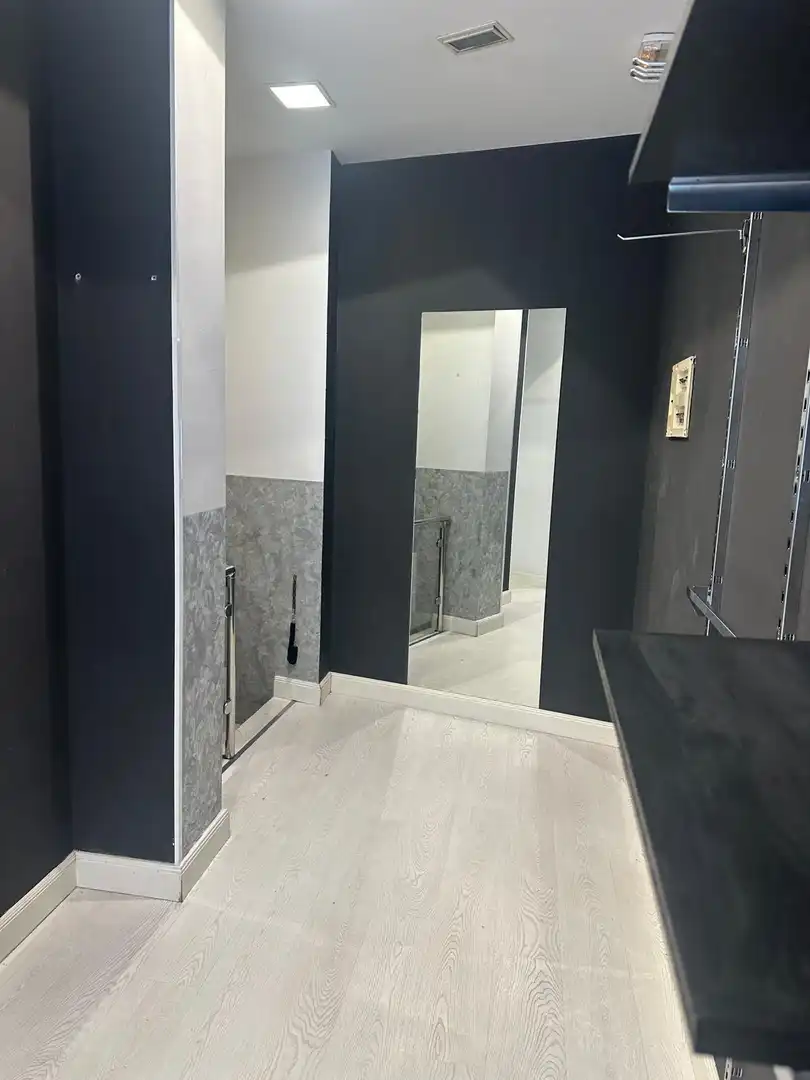 Local comercial de lloguer a Calle Marqués de Teverga 5, imagen 8