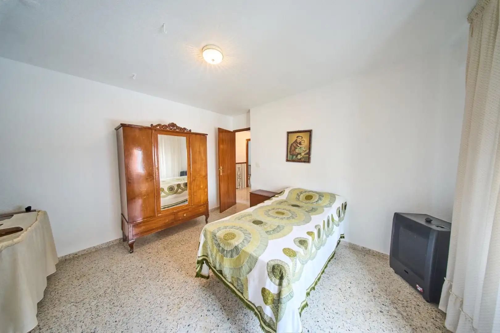 Dormitori de Casa o xalet en venda en Moclín