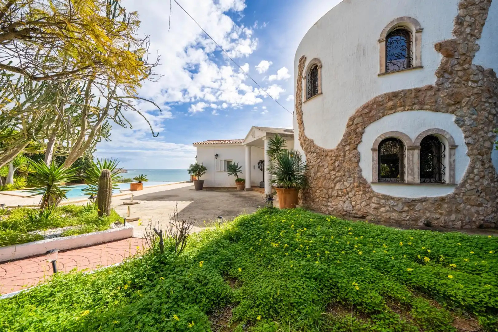 Vista exterior de Casa o xalet en venda en Llucmajor amb Aire condicionat, Calefacció i Jardí privat