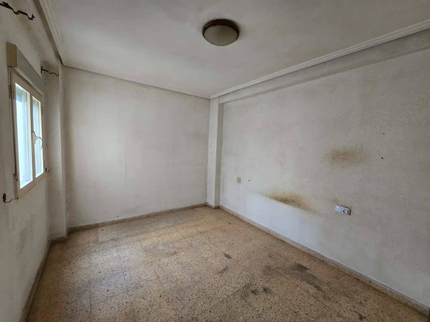 Piso en venta en Mislata con Balcón