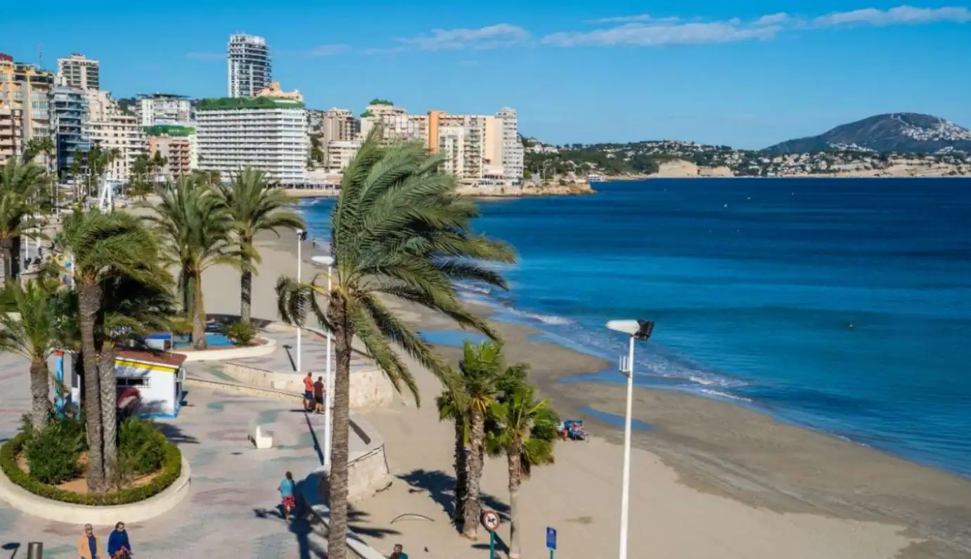 Vista exterior de Apartamento en venta en Calpe / Calp con Aire acondicionado, Calefacción y Jardín privado