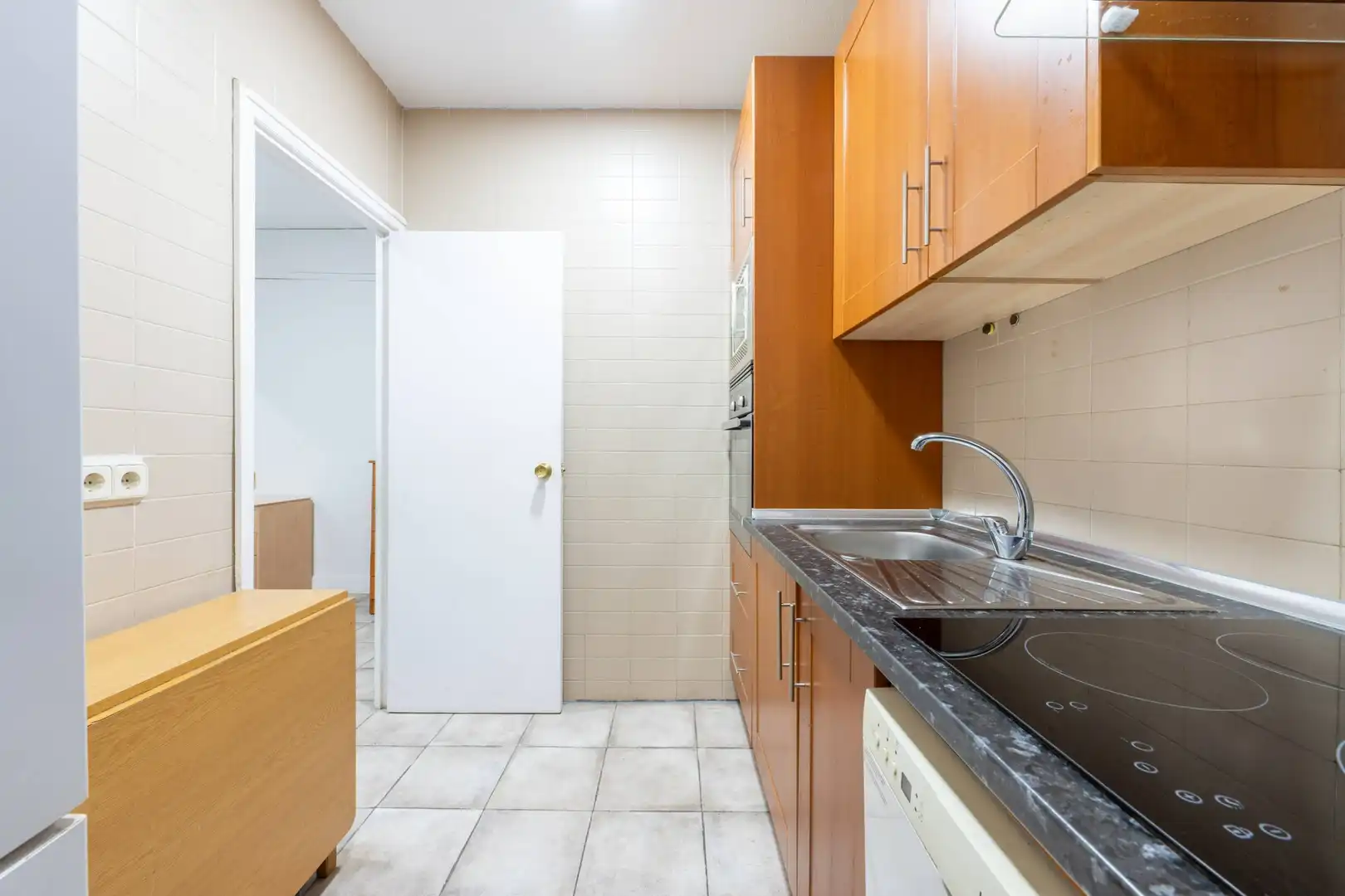 Kitchen of Ground floor for sale in Madrid  with Furnished