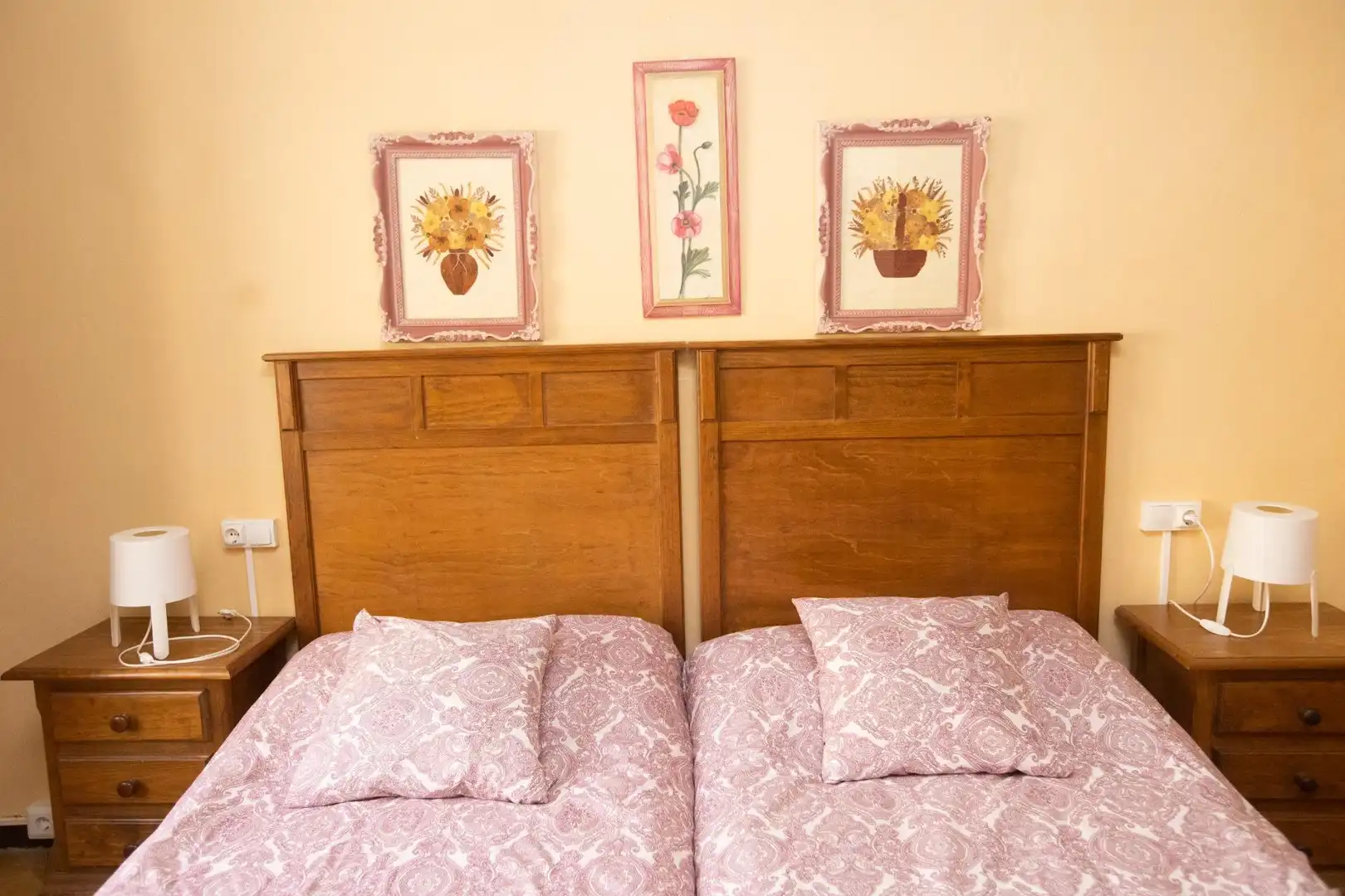 Schlafzimmer von Gebäude zum Verkauf in Siétamo