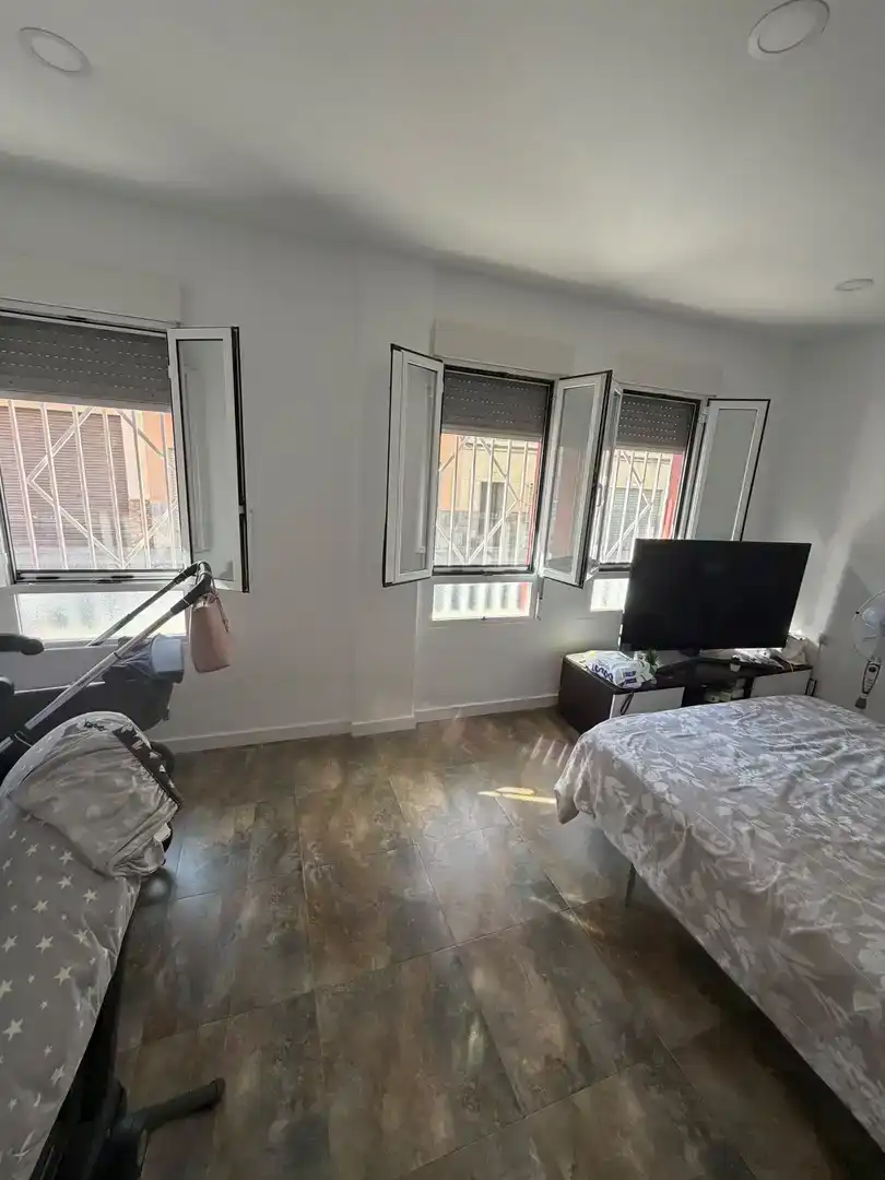 Habitación de Piso en venta en Elche / Elx con Aire acondicionado