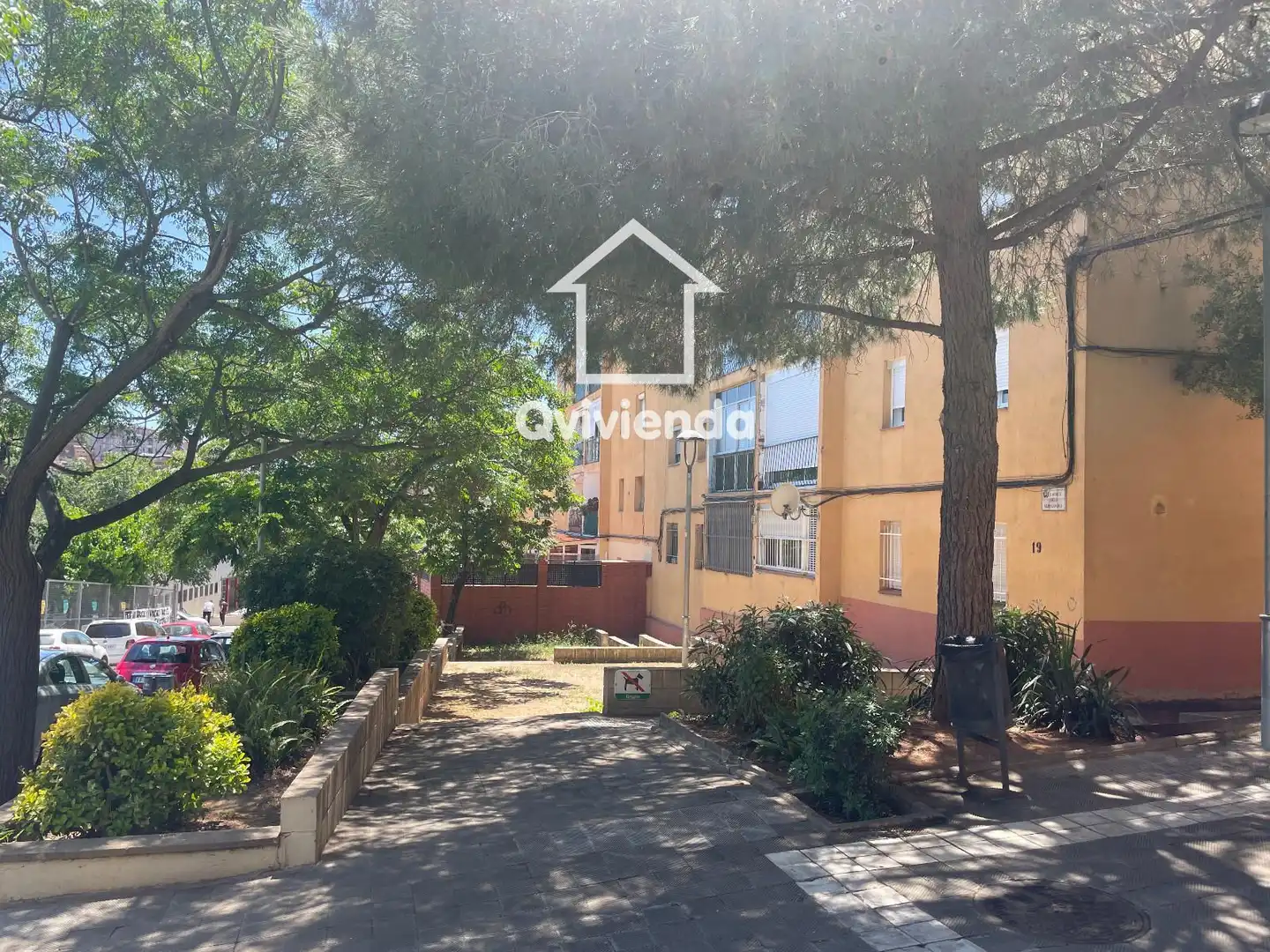 Vista exterior de Piso en venta en Santa Coloma de Gramenet