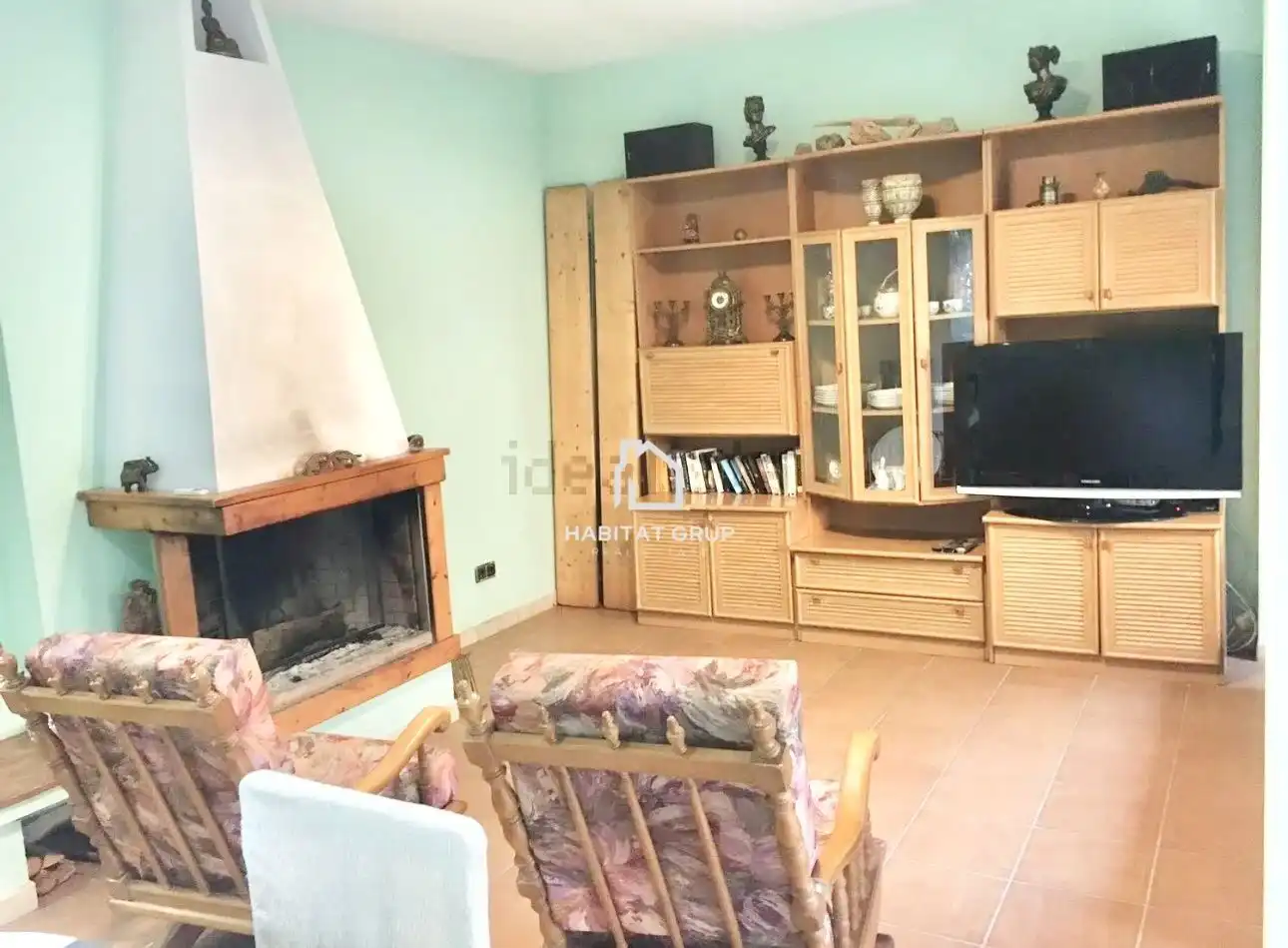 Sala d'estar de Casa o xalet en venda en Santa Pau amb Calefacció, Jardí privat i Terrassa