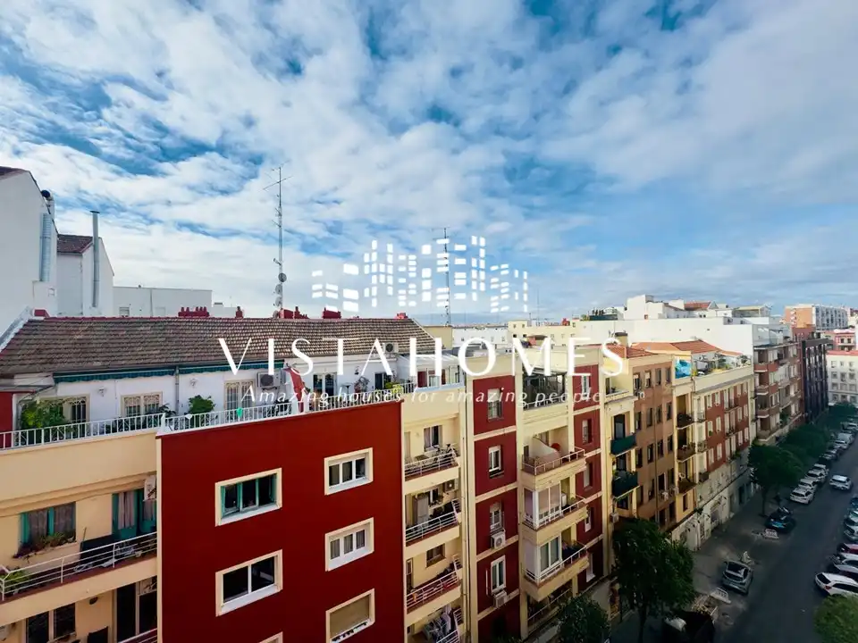 Außenansicht von Wohnung zum Verkauf in Madrid mit Klimaanlage, Heizung und Balkon