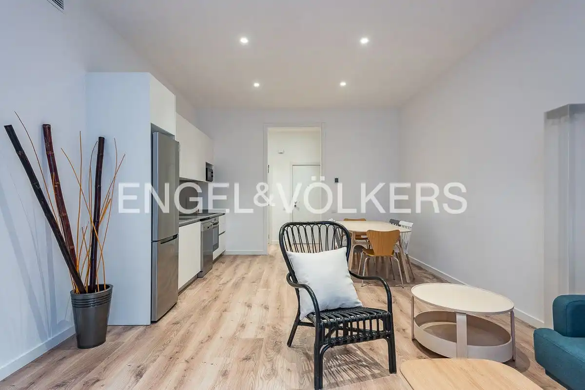 Flat with terrace to rent in Ciutat Vella, imagen 8