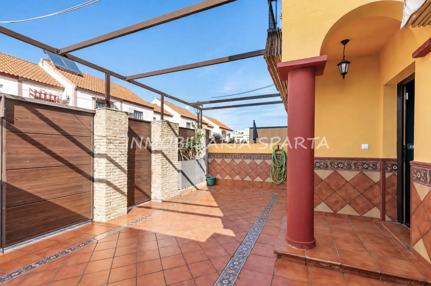 Terrassa de Casa adosada en venda en Santiponce, Sevilla