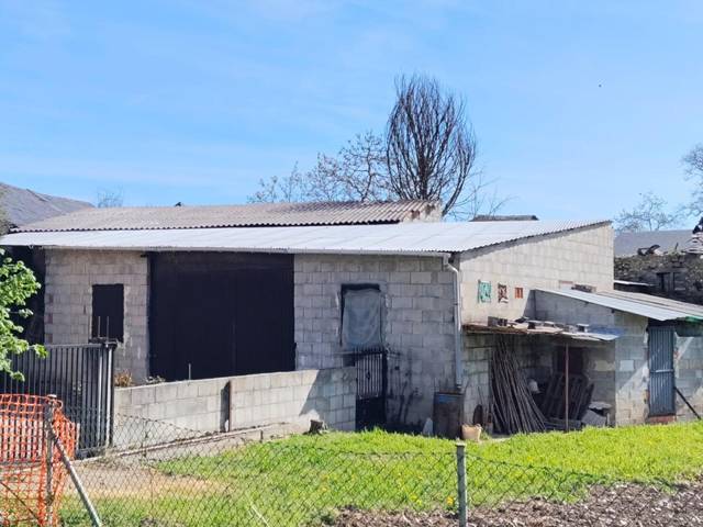 Terreno residencial en Venta en Flores de Sil - La Placa