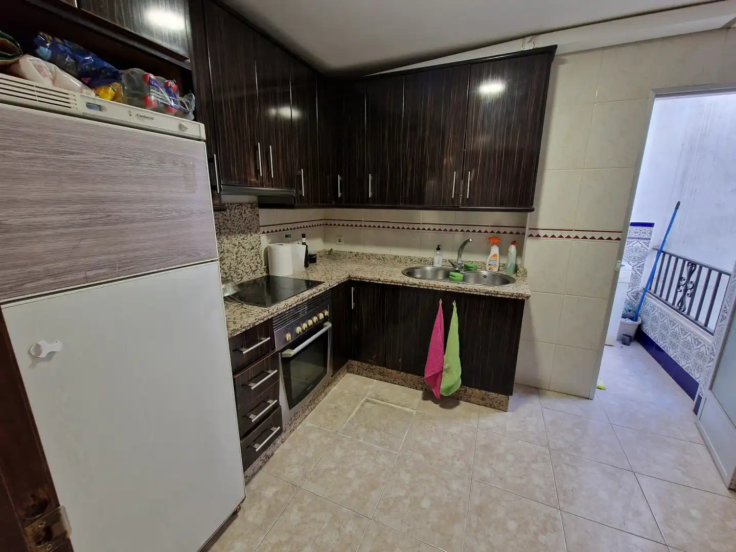Cocina de Piso en venta en Fernán-Núñez con Aire acondicionado, Terraza y Trastero
