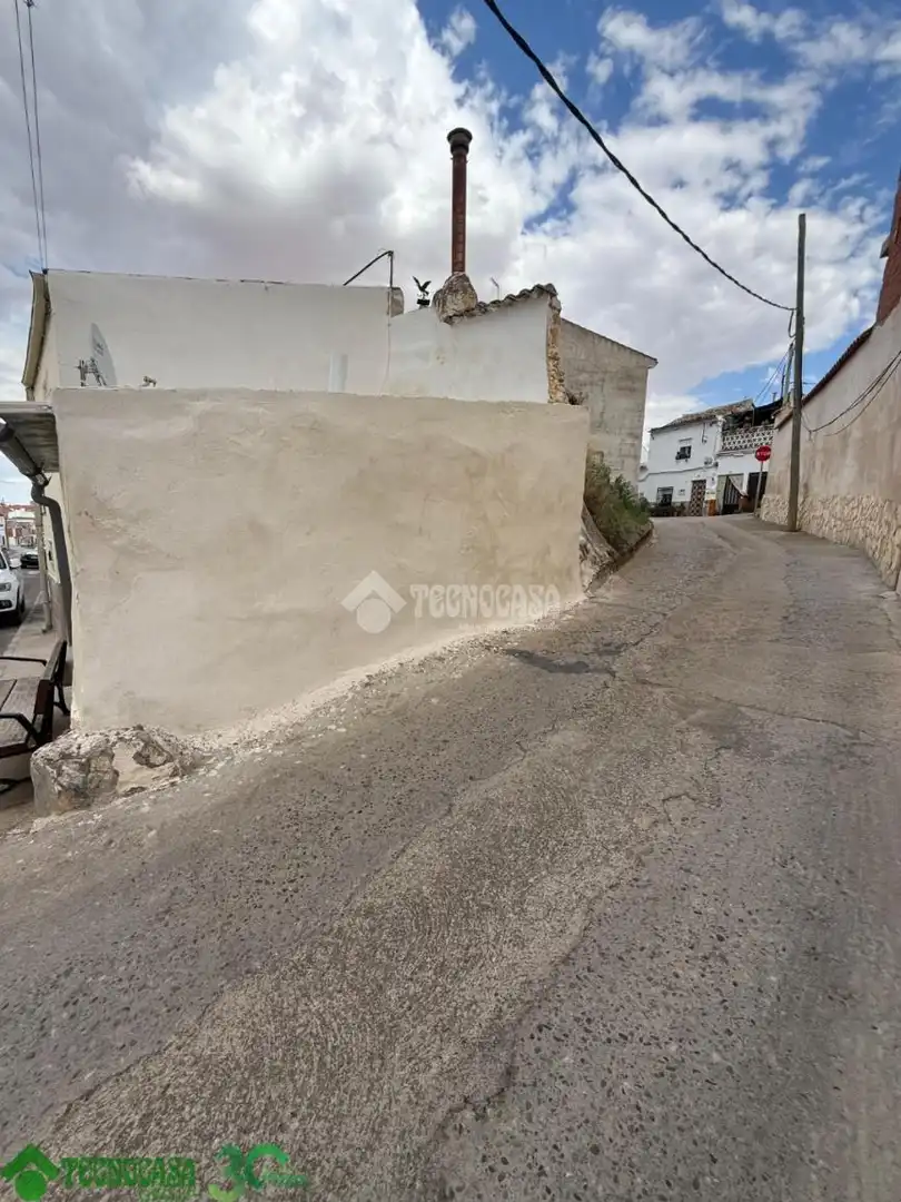 Vista exterior de Casa adosada en venda en Santa Cruz de la Zarza