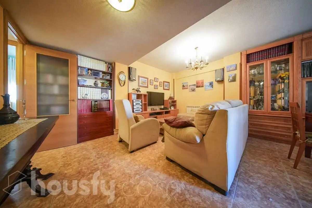 Flat with lift for sale in Calle San Robustiano ., imagen 4