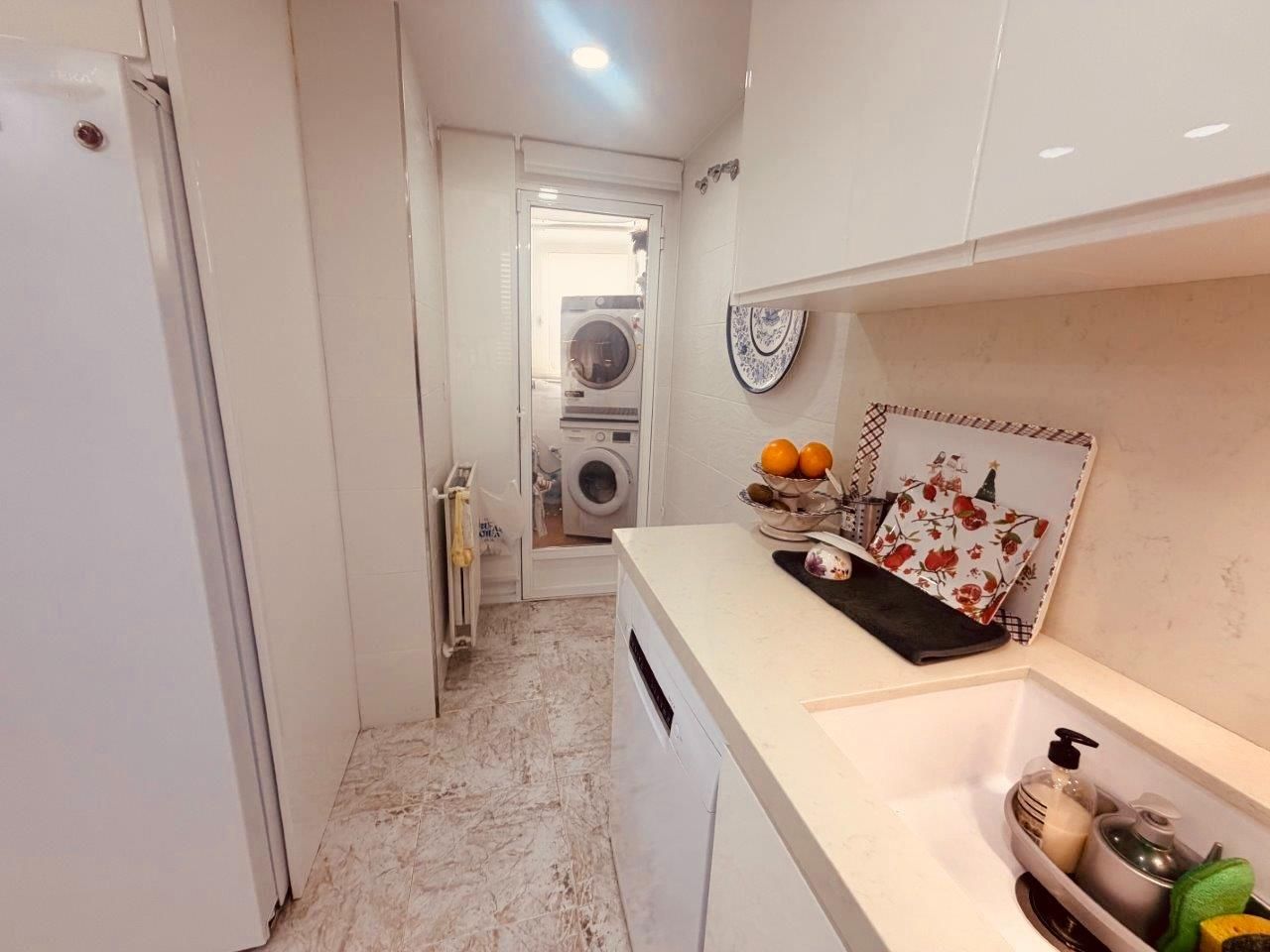Kitchen of Flat for sale in  Valencia Capital  with Air Conditioner, Heating and Storage room