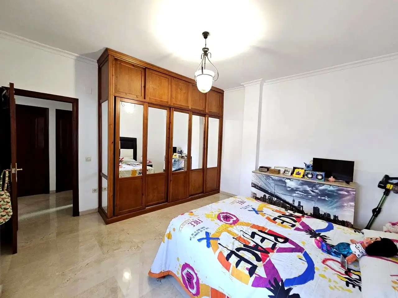 Dormitori de Casa adosada en venda en Alcalá de Guadaira amb Traster