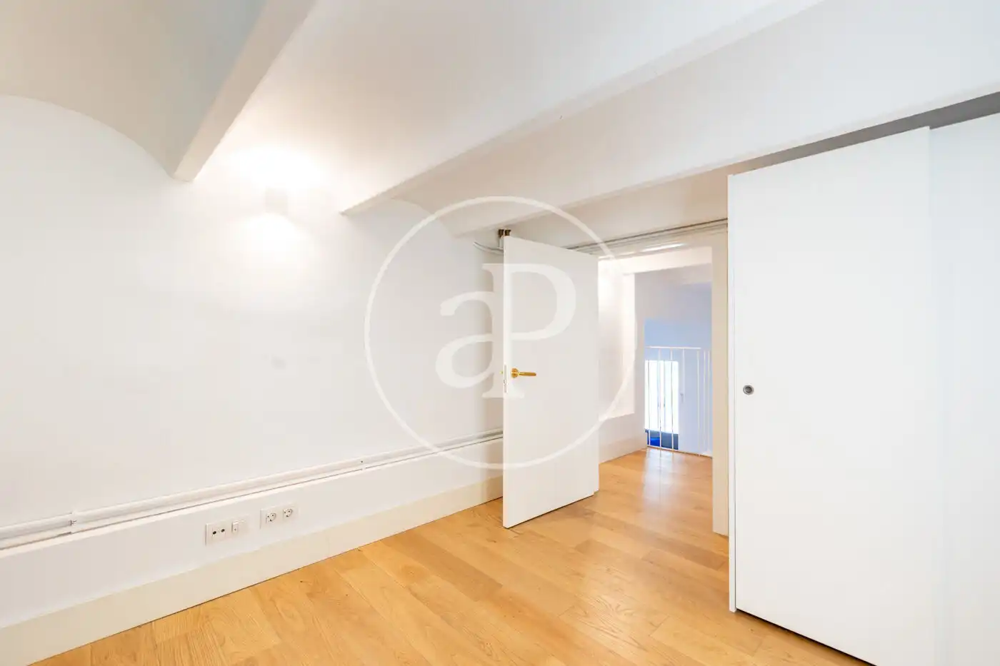 Wohnung zur Miete in Barcelona mit Klimaanlage, Heizung und Möbliert