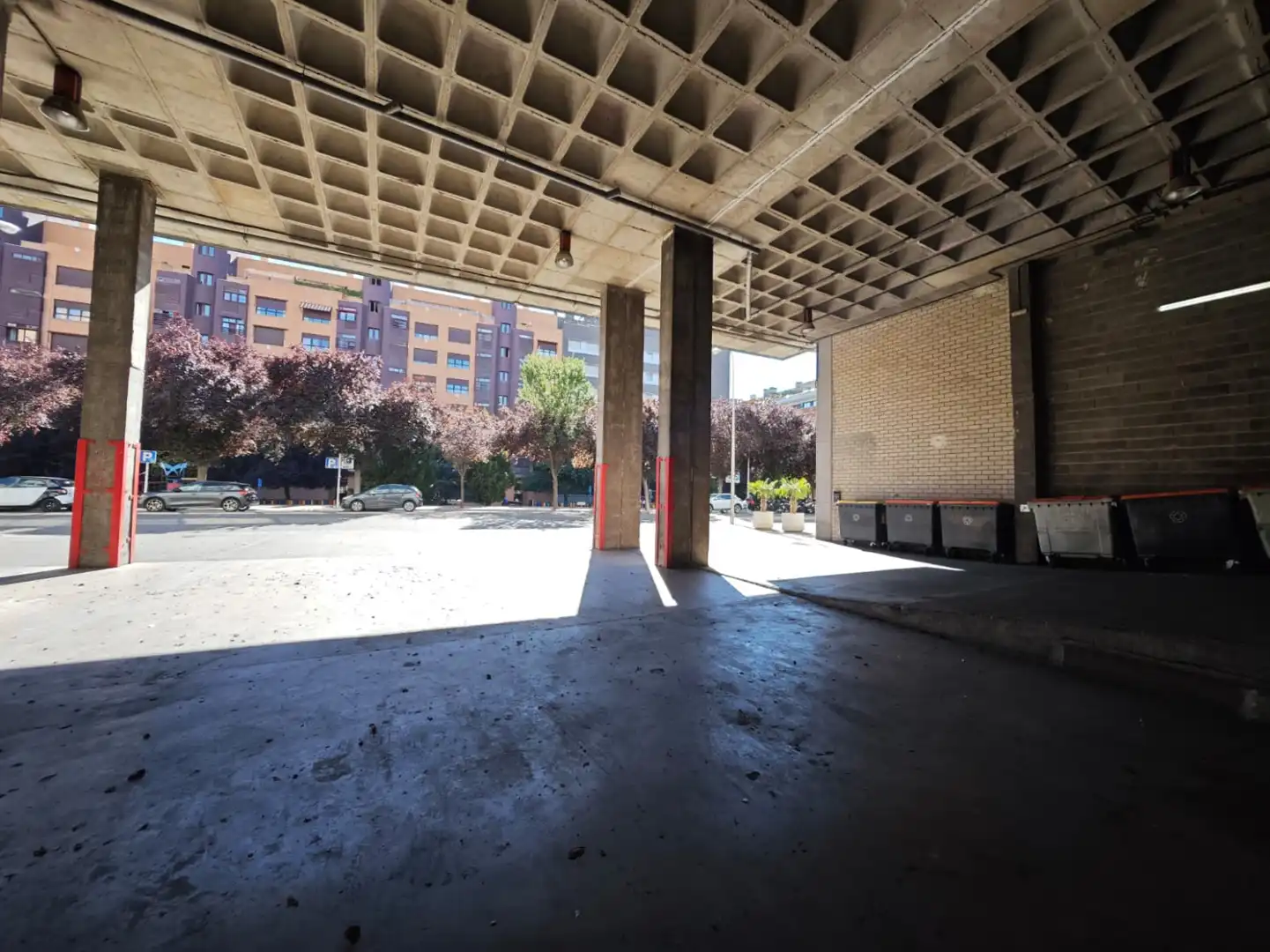 Exterior view of Industrial buildings for sale in Madrid