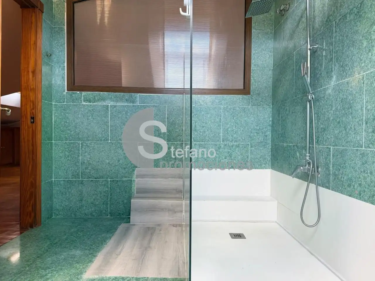 Bathroom of Detached homes for rent in Málaga  with Air Conditioner, Private garden and Terrace