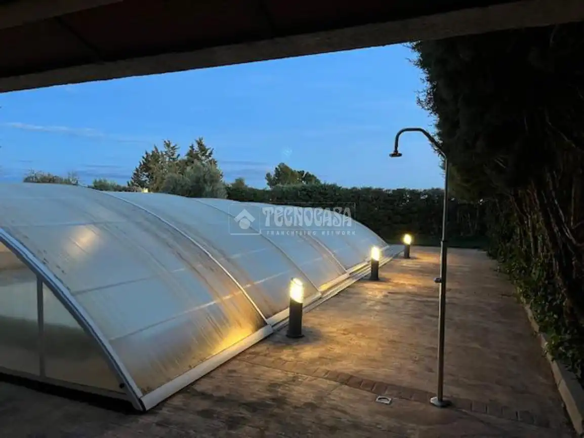 Terrassa de Casa o xalet en venda en Mora amb Calefacció, Jardí privat i Piscina