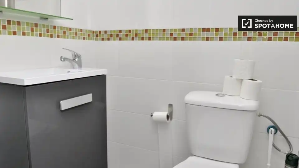 Room in La Barceloneta