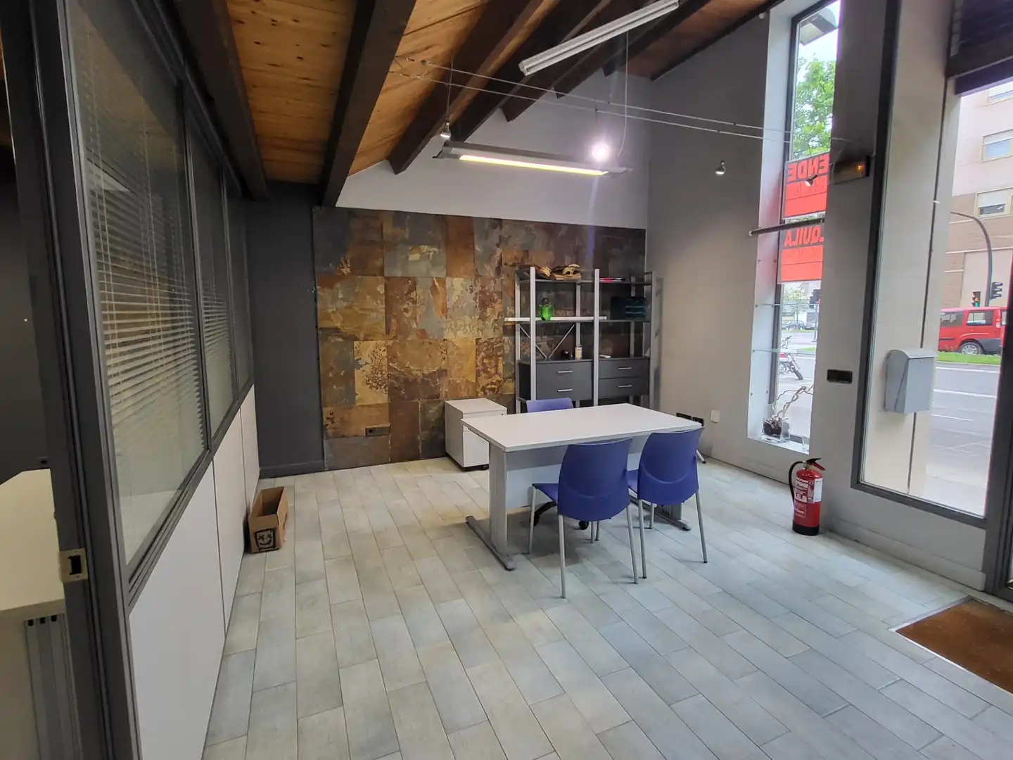 Commercial properties for sale in  Pamplona / Iruña  with Air Conditioner, Heating and Furnished