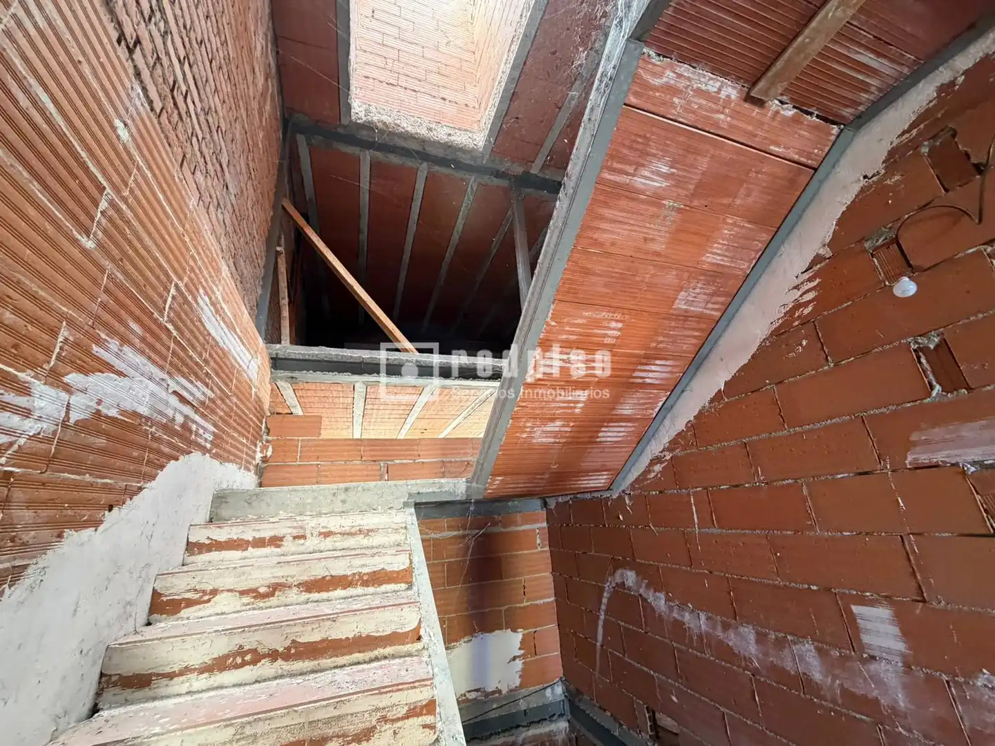 Buildings for sale in Tendilla, Guadalajara