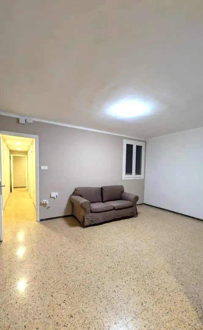 Living room of Flat for sale in Cerdanyola del Vallès  with Balcony and Alarm