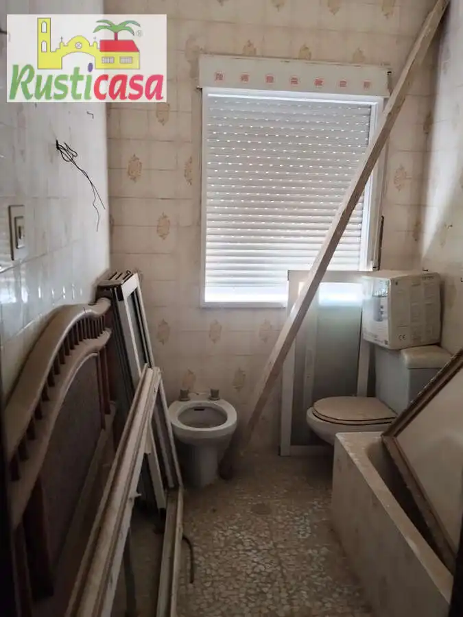 Bathroom of Flat for sale in Bailén  with Terrace and Balcony