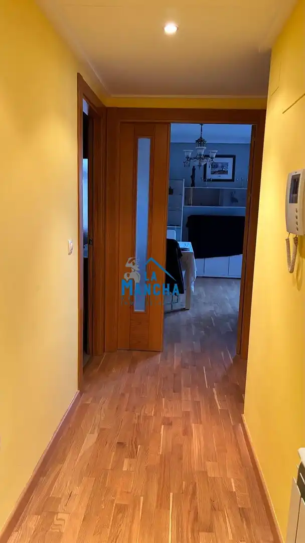 Apartamento en venta en Albacete con Calefacción, Trastero y Amueblado
