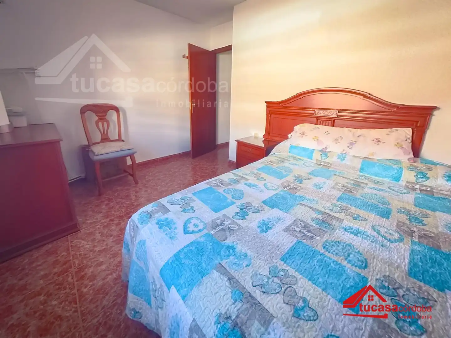 Bedroom of Flat for sale in Córdoba  with Air Conditioner