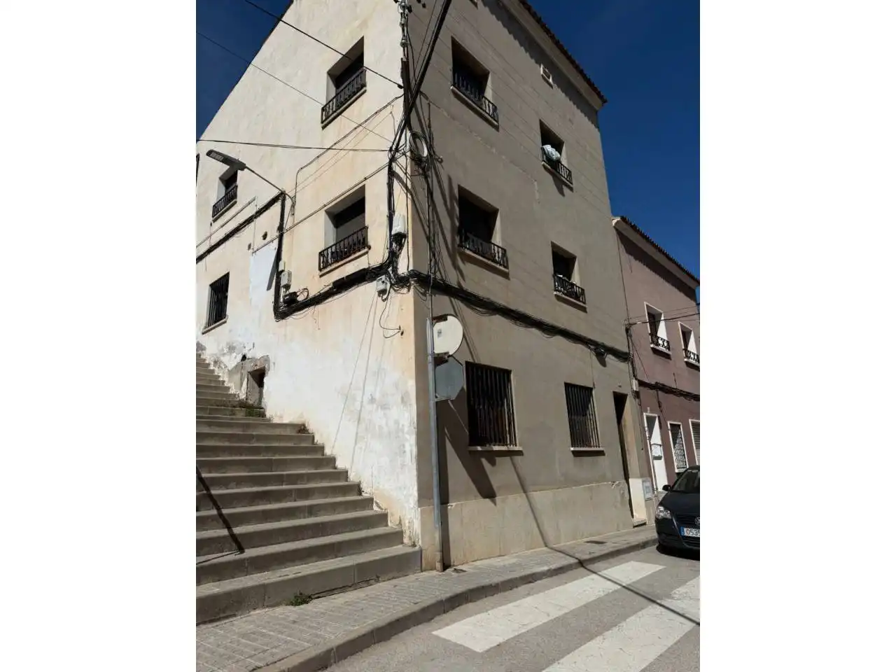 Vista exterior de Edifici en venda en Sant Joan de Vilatorrada