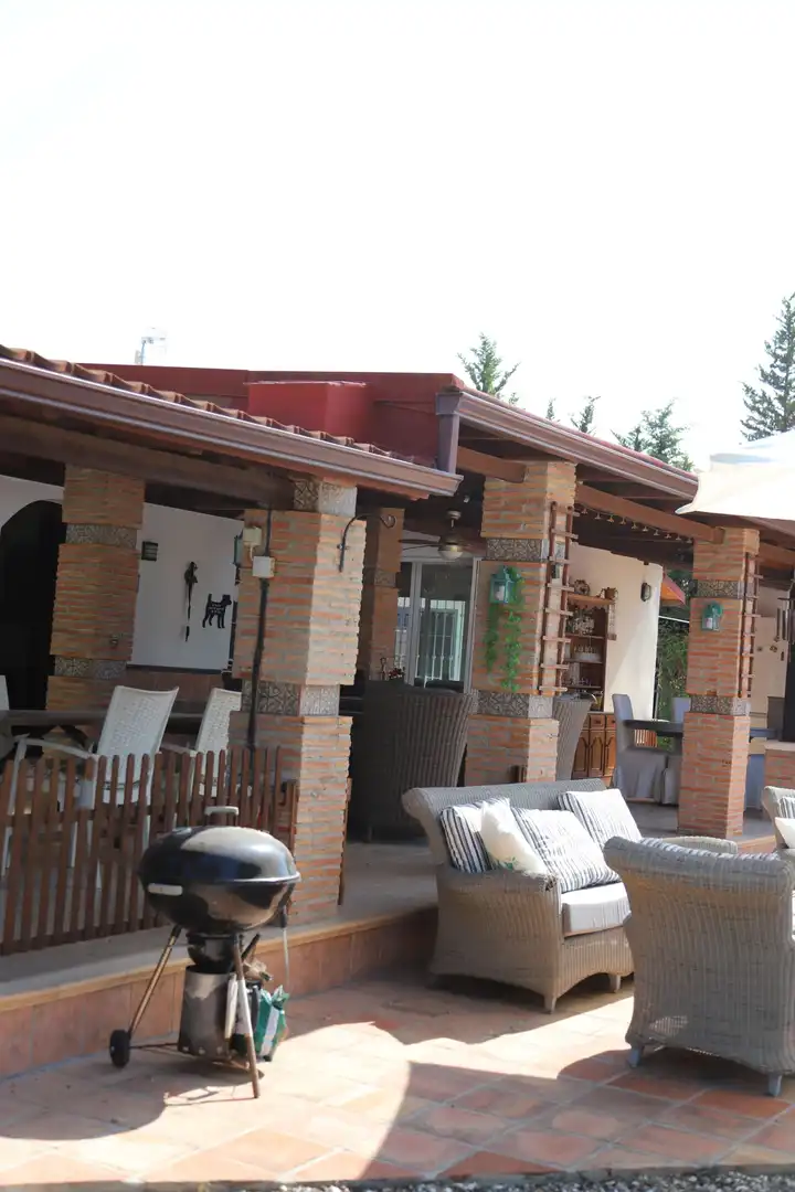 Terraza de Casa o chalet en venta en Alhaurín El Grande con Aire acondicionado, Jardín privado y Piscina
