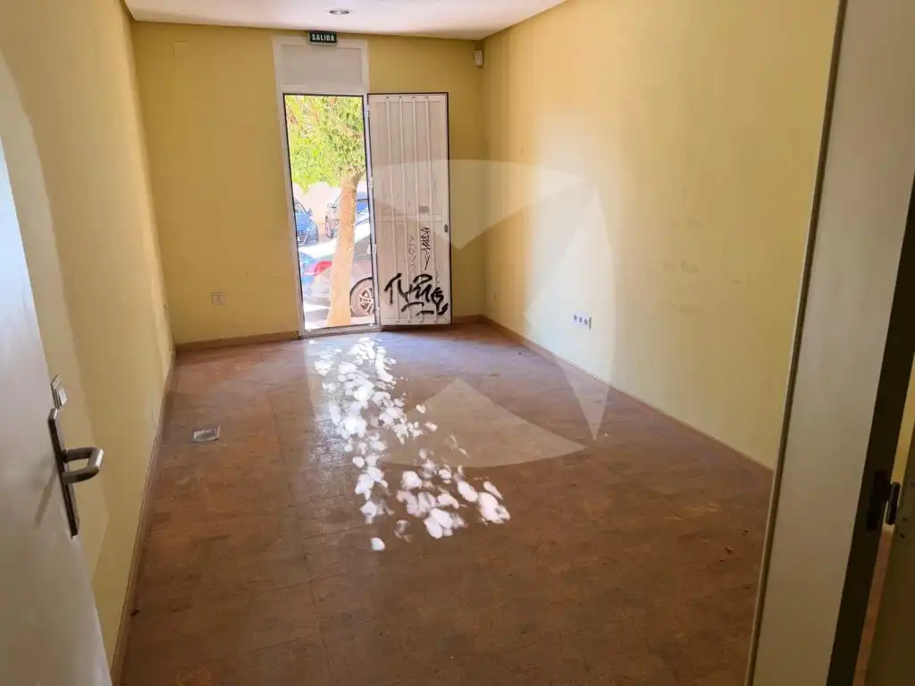 Local comercial en alquiler en Calle Hermanos Maristas, imagen 8