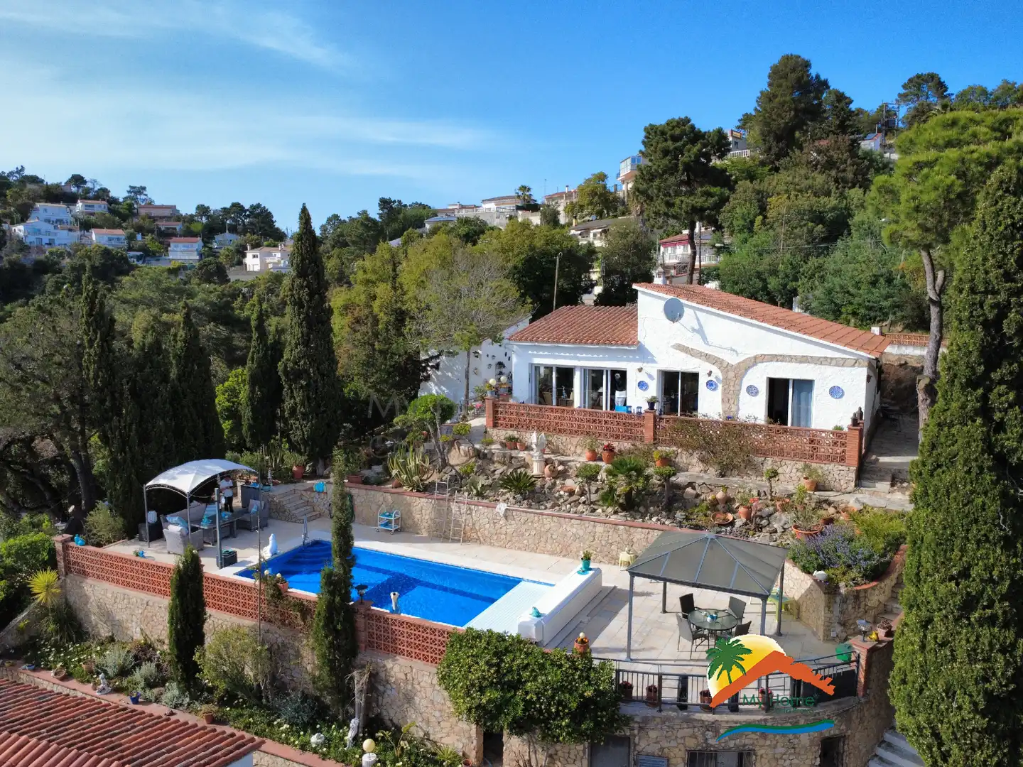 Vista exterior de Casa o xalet en venda en Lloret de Mar amb Jardí privat, Terrassa i Piscina