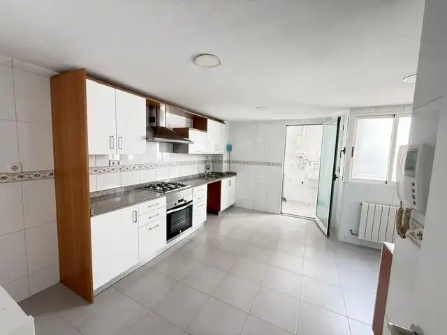 Küche von Wohnung zur Miete in Murcia mit Klimaanlage und Abstellraum