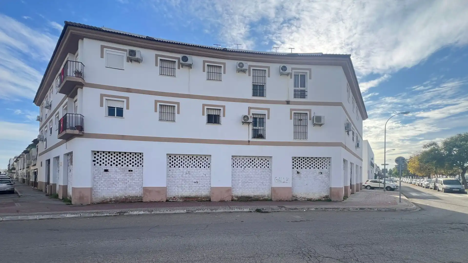 Außenansicht von Geschaftsraum zum Verkauf in Los Palacios y Villafranca