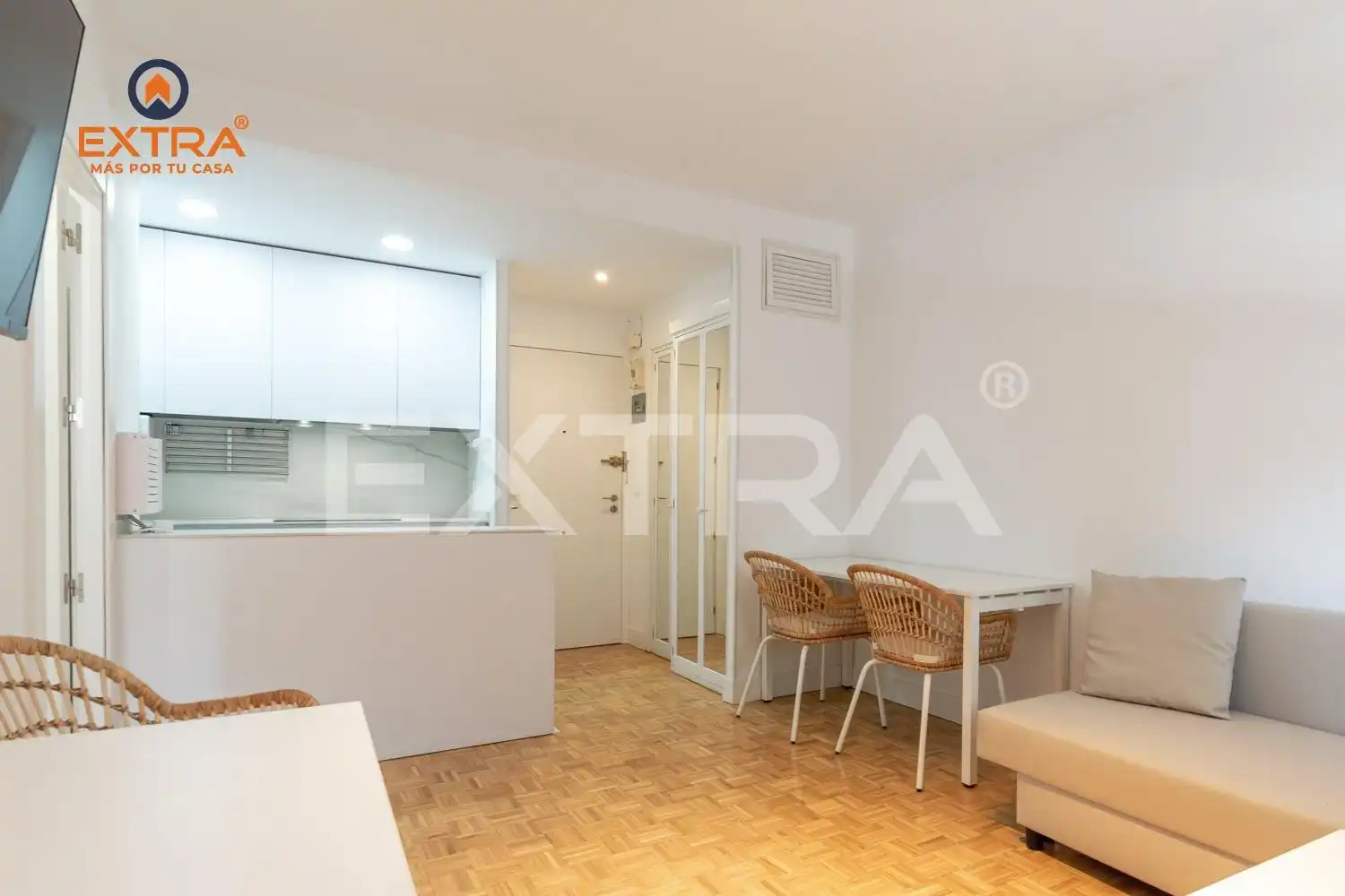 Habitación de Piso en venta en Madrid con Aire acondicionado, Calefacción y Jardín privado