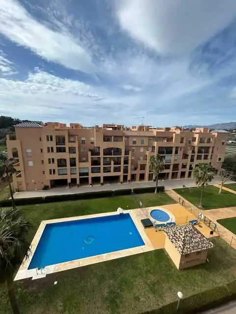 Vista exterior de Ático de alquiler en Fuengirola con Aire acondicionado, Terraza y Trastero