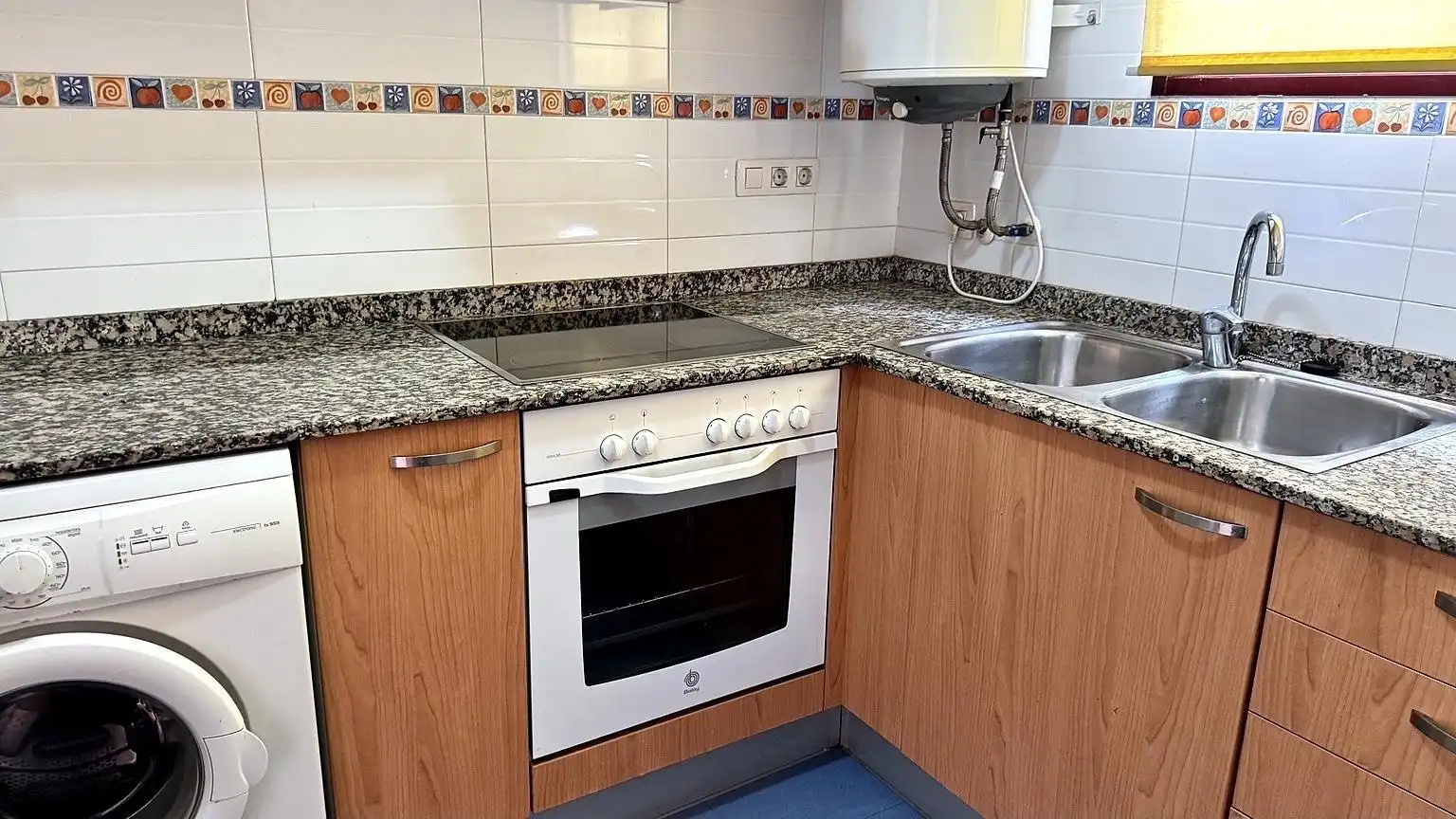 Kitchen of Attic for sale in Almazora / Almassora  with Air Conditioner and Terrace